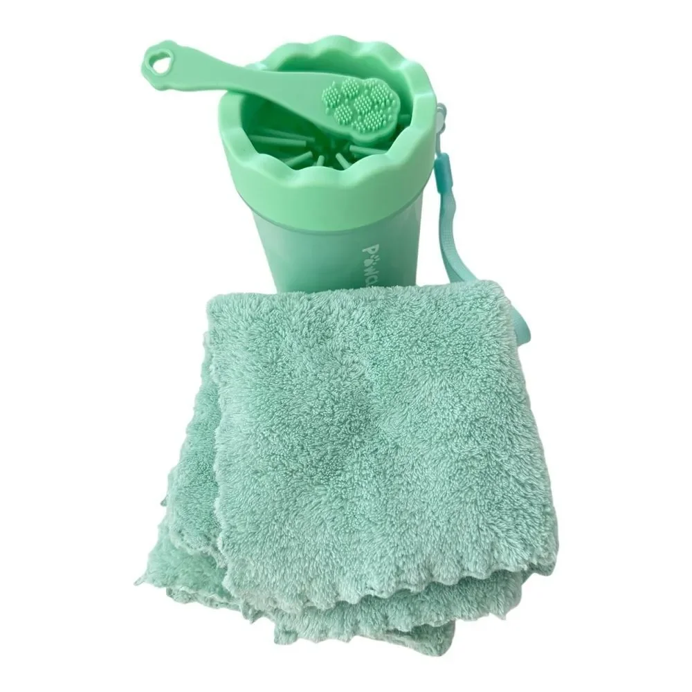 NWOT P&Wa Mint Green Portable Gentle Deep Cleaning Paw Washing Cup Pet Cleaner